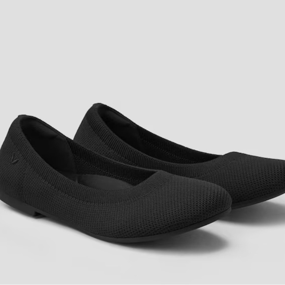 Vivaia Claire Ballet Flat - Picture 1 of 6